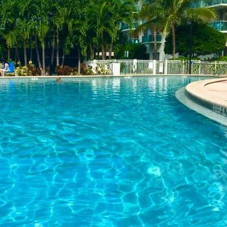Sunny Isles Beach Spacious Apartment Eksteriør bilde