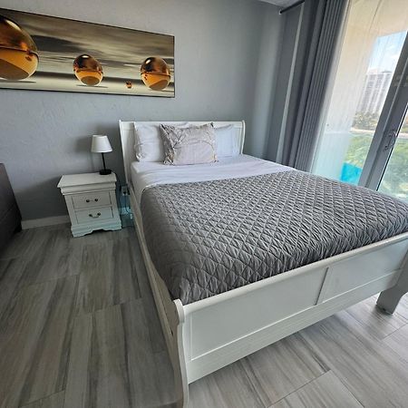 Sunny Isles Beach Spacious Apartment Eksteriør bilde