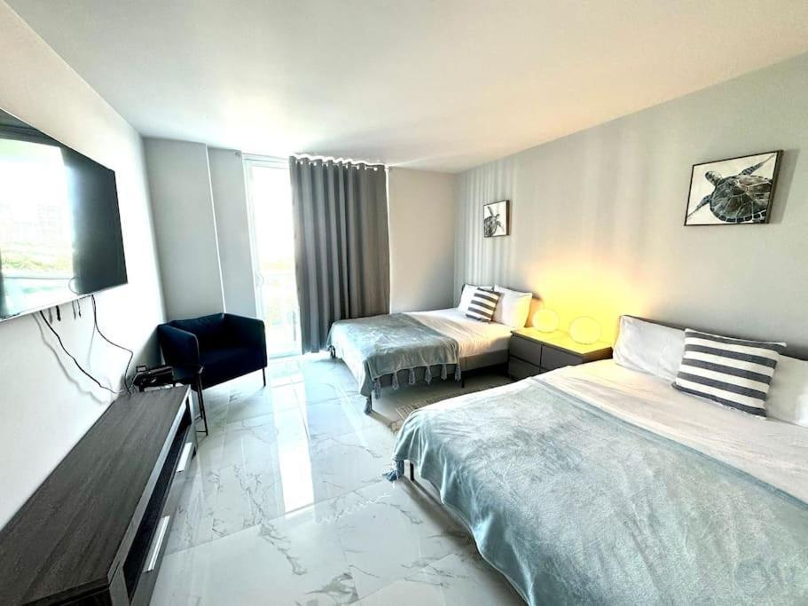 Sunny Isles Beach Spacious Apartment Eksteriør bilde