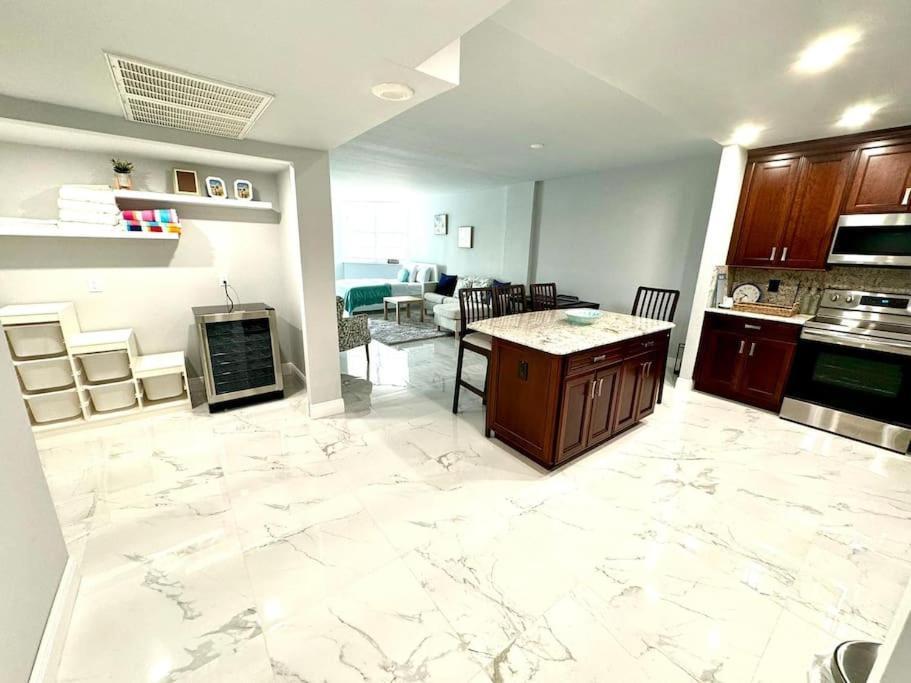 Sunny Isles Beach Spacious Apartment Eksteriør bilde