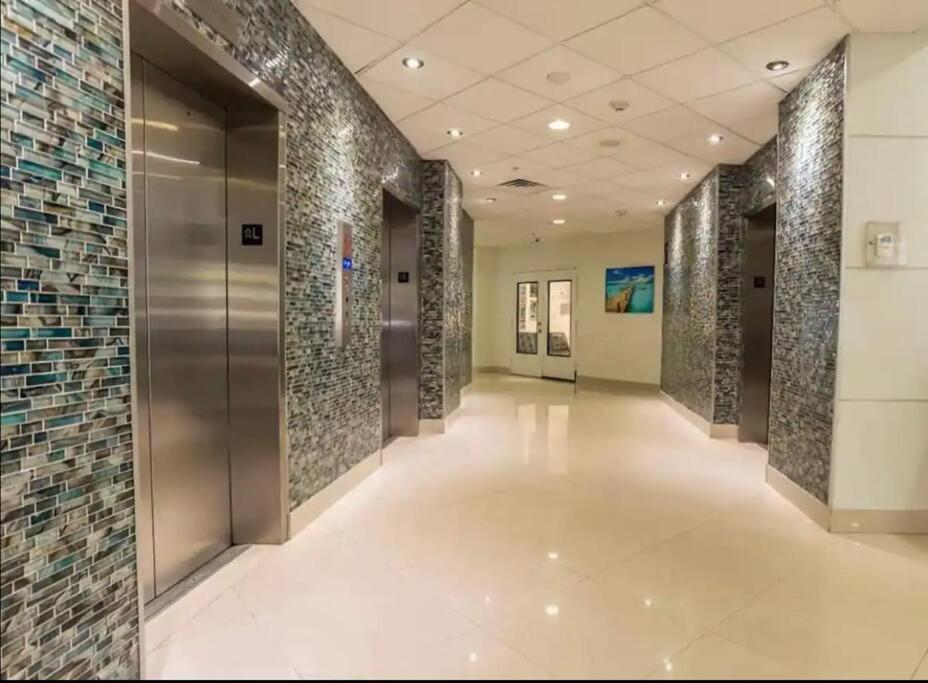 Sunny Isles Beach Spacious Apartment Eksteriør bilde