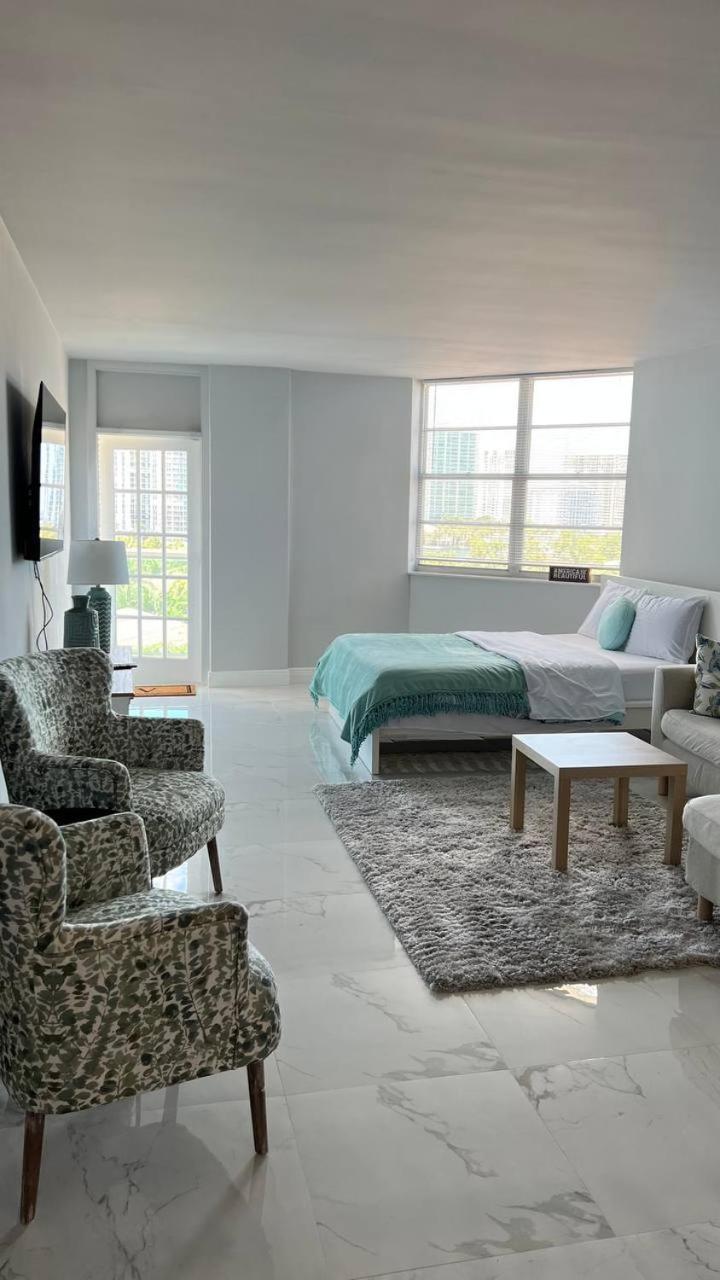 Sunny Isles Beach Spacious Apartment Eksteriør bilde