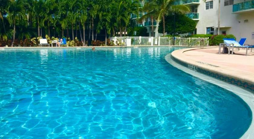 Sunny Isles Beach Spacious Apartment Eksteriør bilde